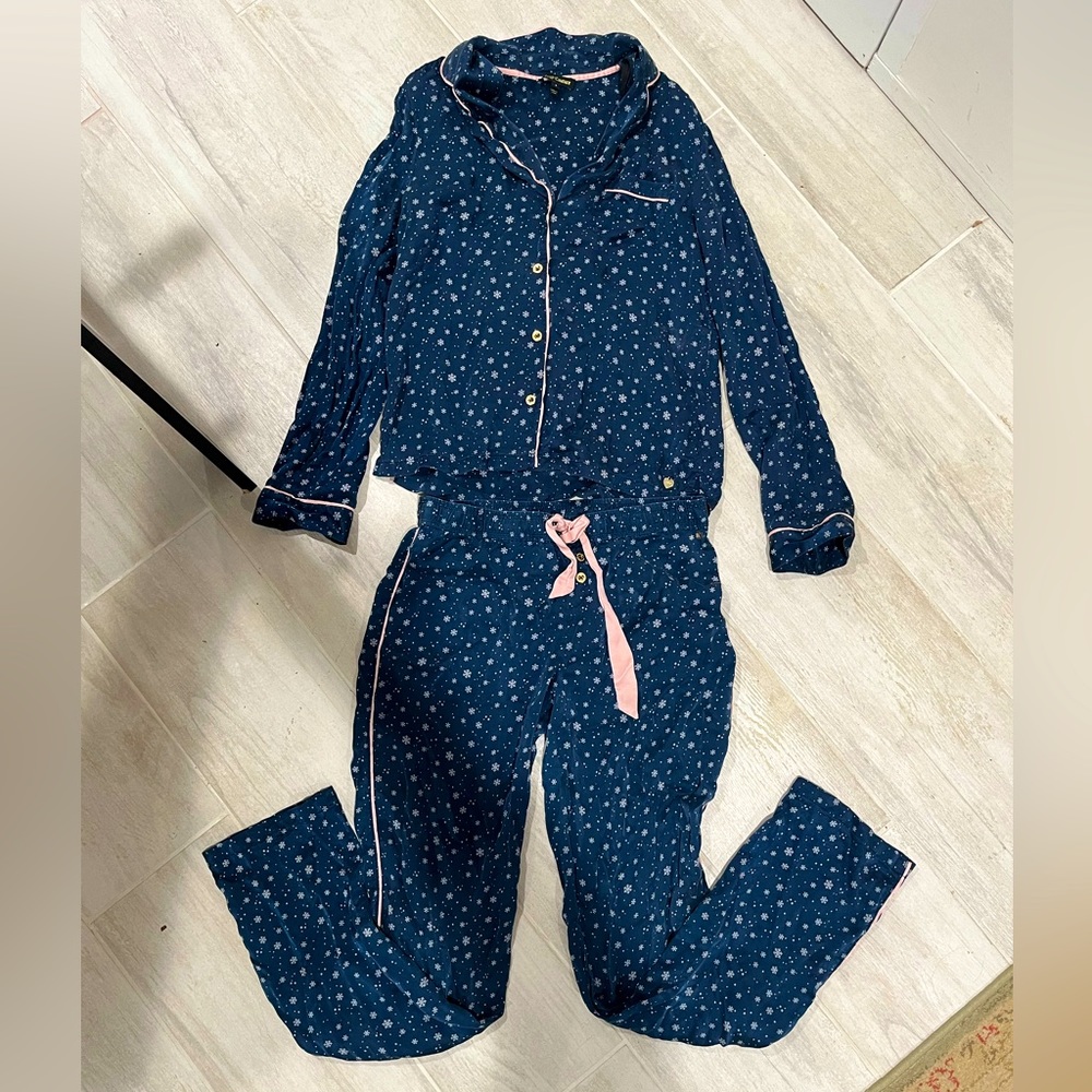 Juicy Couture pure silk pajamas S